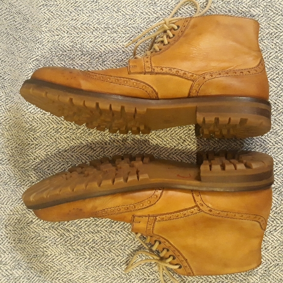 Cavellini Italy, Men\'s Brouge, Wingtip Leather Ankle Boots. main image 9